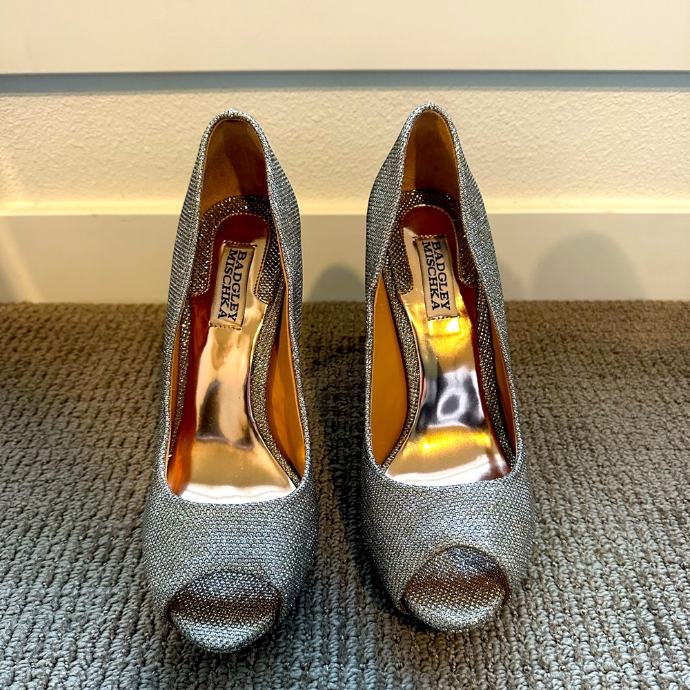 Badgley Mischka Sparkly Pumps